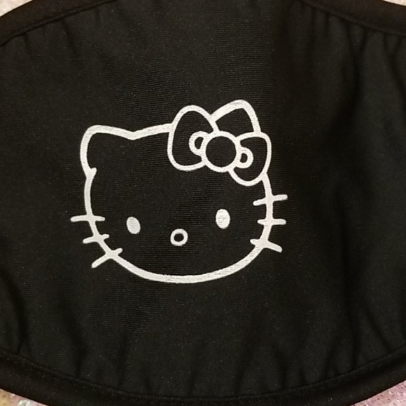 Hello Kitty Soft Face Mask - Picture 3 of 7